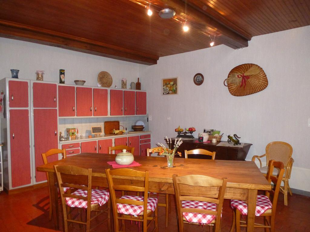 Gite Du Charmoy Clomot Εξωτερικό φωτογραφία